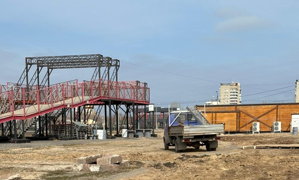 В парке «Волжский» ведется строительство амфитеатра