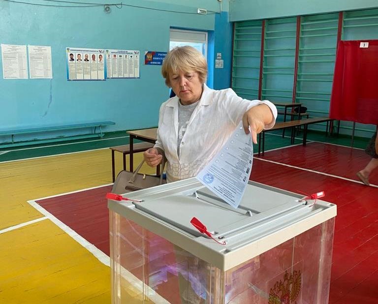 Волжане голосуют на выборах депутатов гордумы